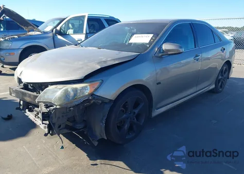 2013 Toyota Camry Se V6 z USA, uszkodzony, nr VIN 4T1BK1FK9DU531791